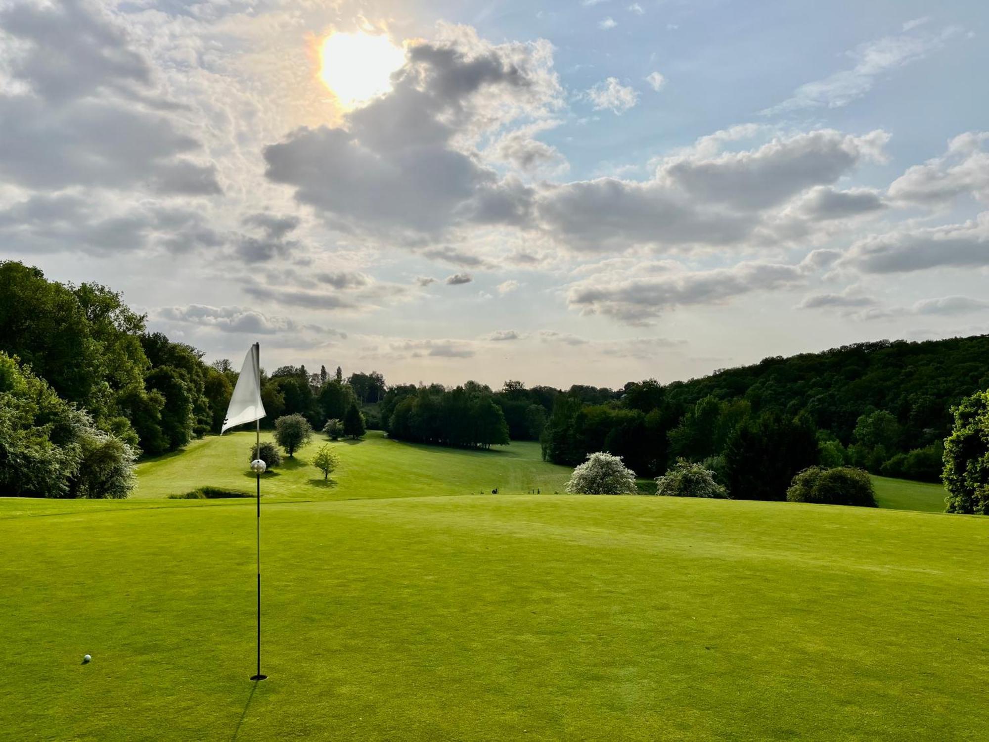 Golf & Hotel De Falnuee Mazy Εξωτερικό φωτογραφία