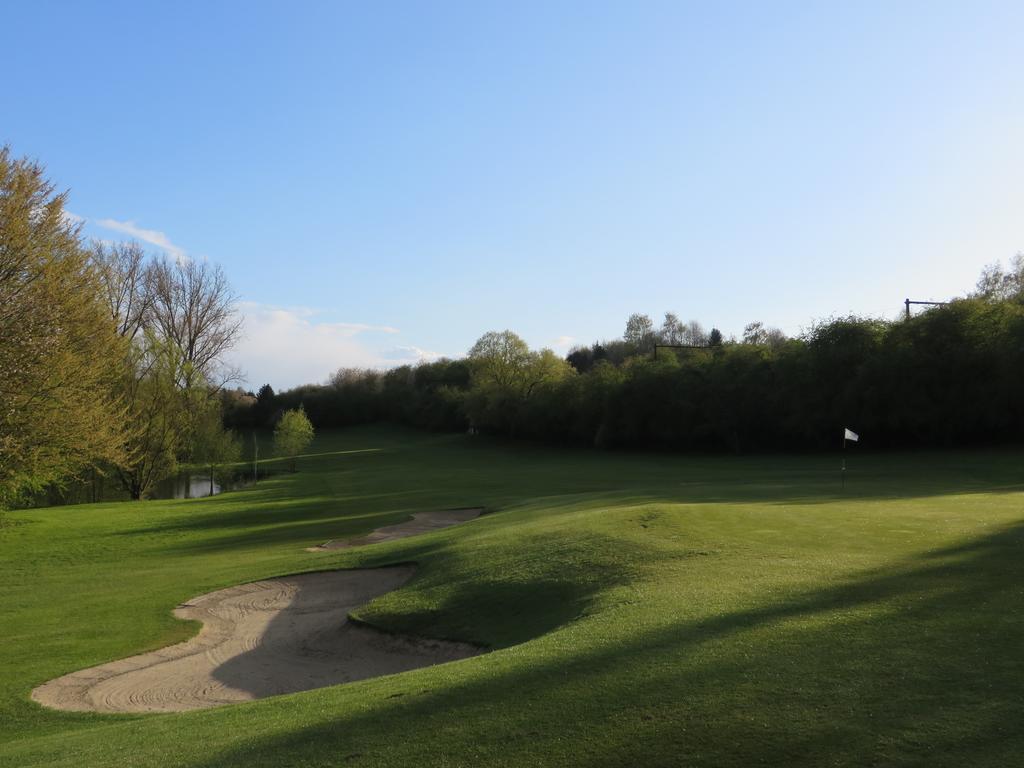 Golf & Hotel De Falnuee Mazy Εξωτερικό φωτογραφία